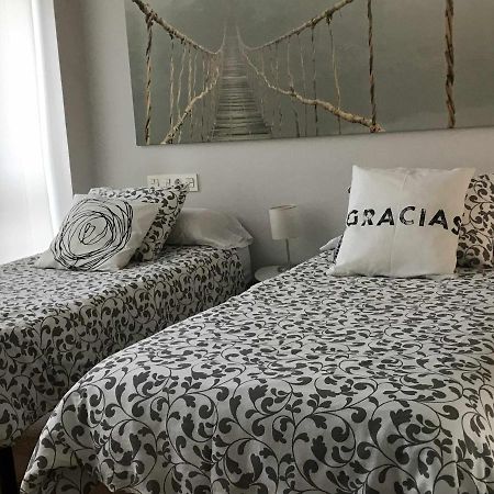 Apartamento Singular Deluxe Pamplona Ngoại thất bức ảnh