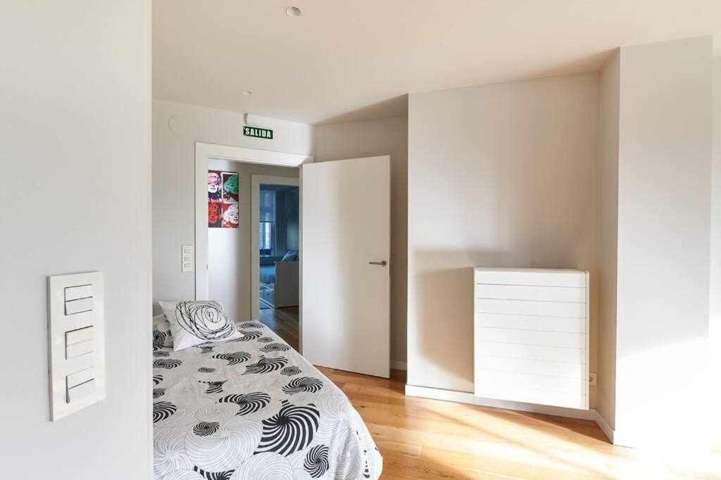 Apartamento Singular Deluxe Pamplona Ngoại thất bức ảnh