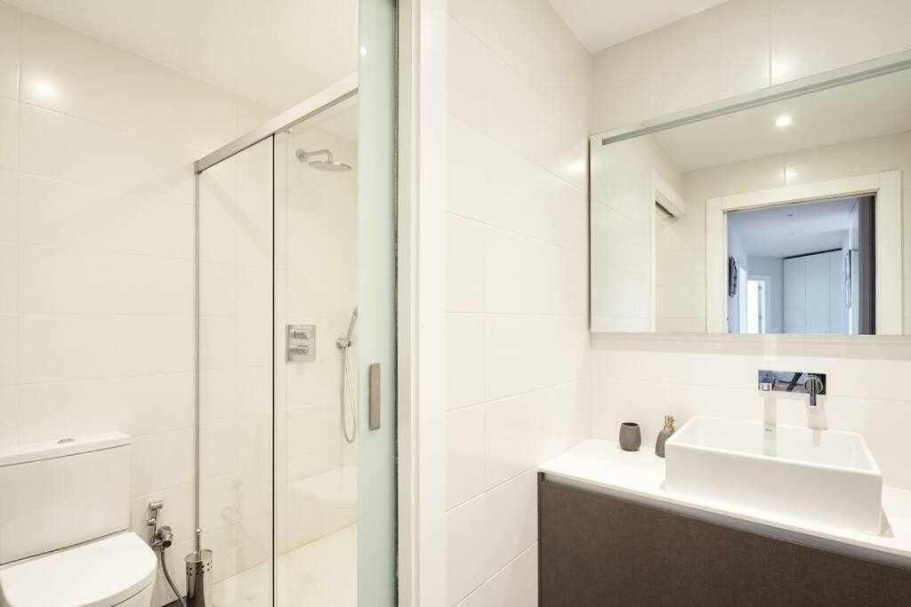 Apartamento Singular Deluxe Pamplona Ngoại thất bức ảnh